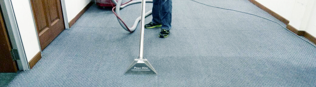 L’importance de nettoyer nos tapis